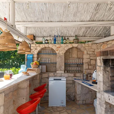 Trulli Littoria 4, Emma Castellana Grotte