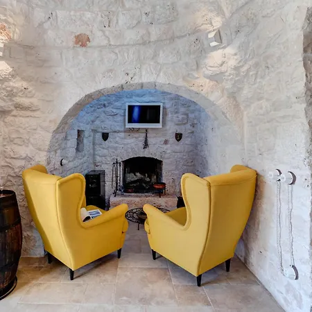 Trulli Littoria 4, Emma Castellana Grotte
